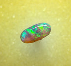 A1077 - Bright long cut crystal opal