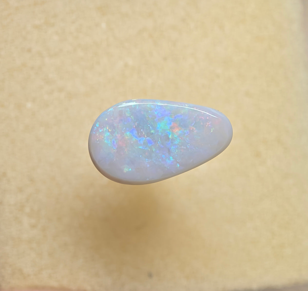 A1082 - Drop cut gentle glimmer