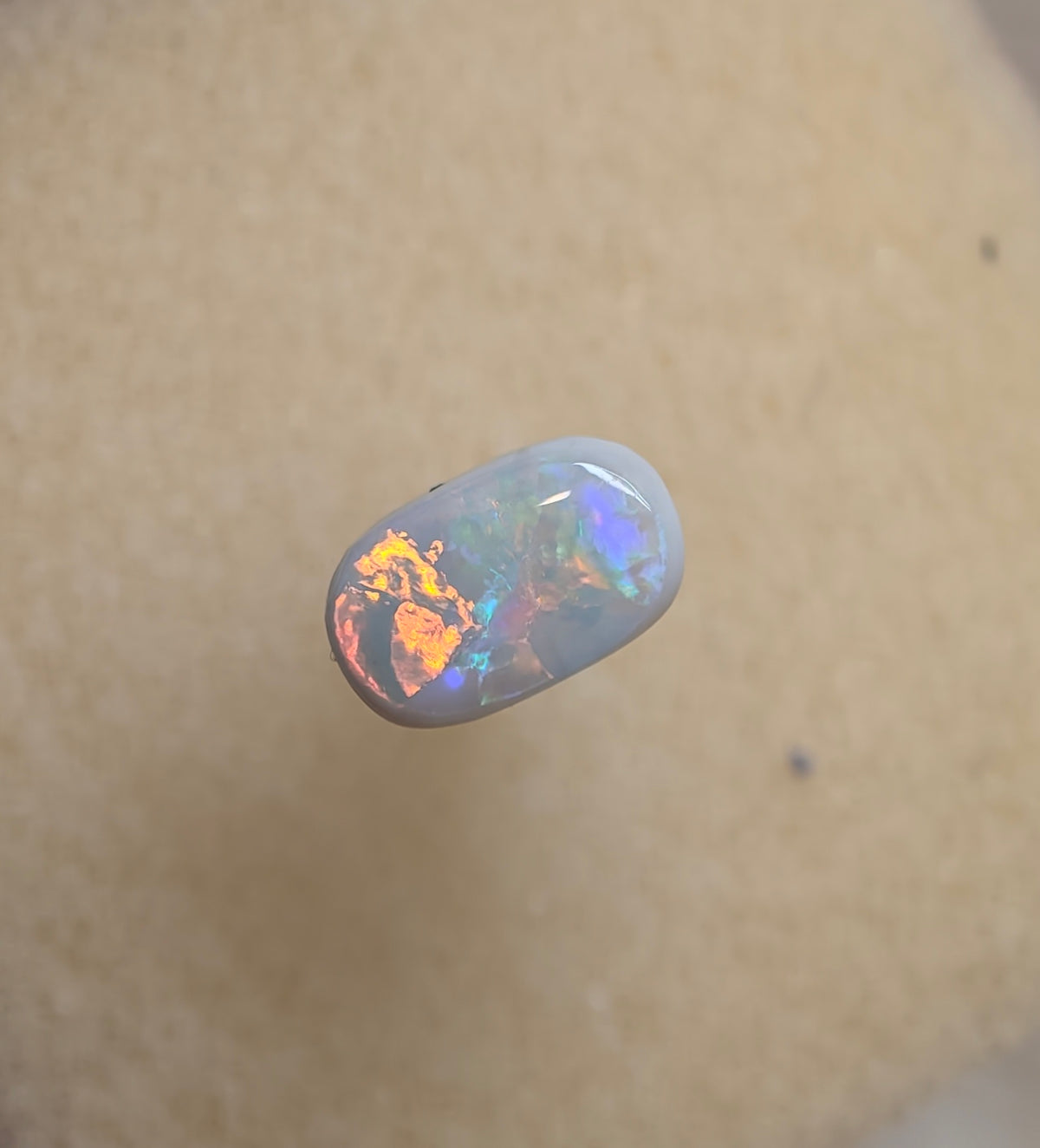 A1088 - Flashy and affordable ring stone