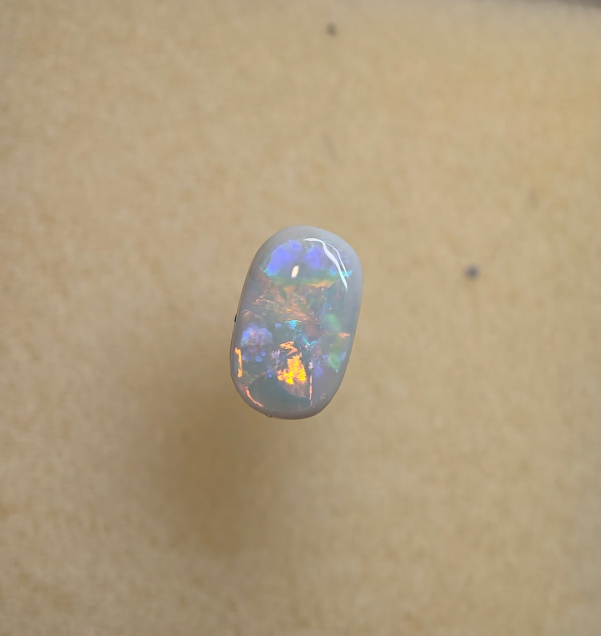 A1088 - Flashy and affordable ring stone