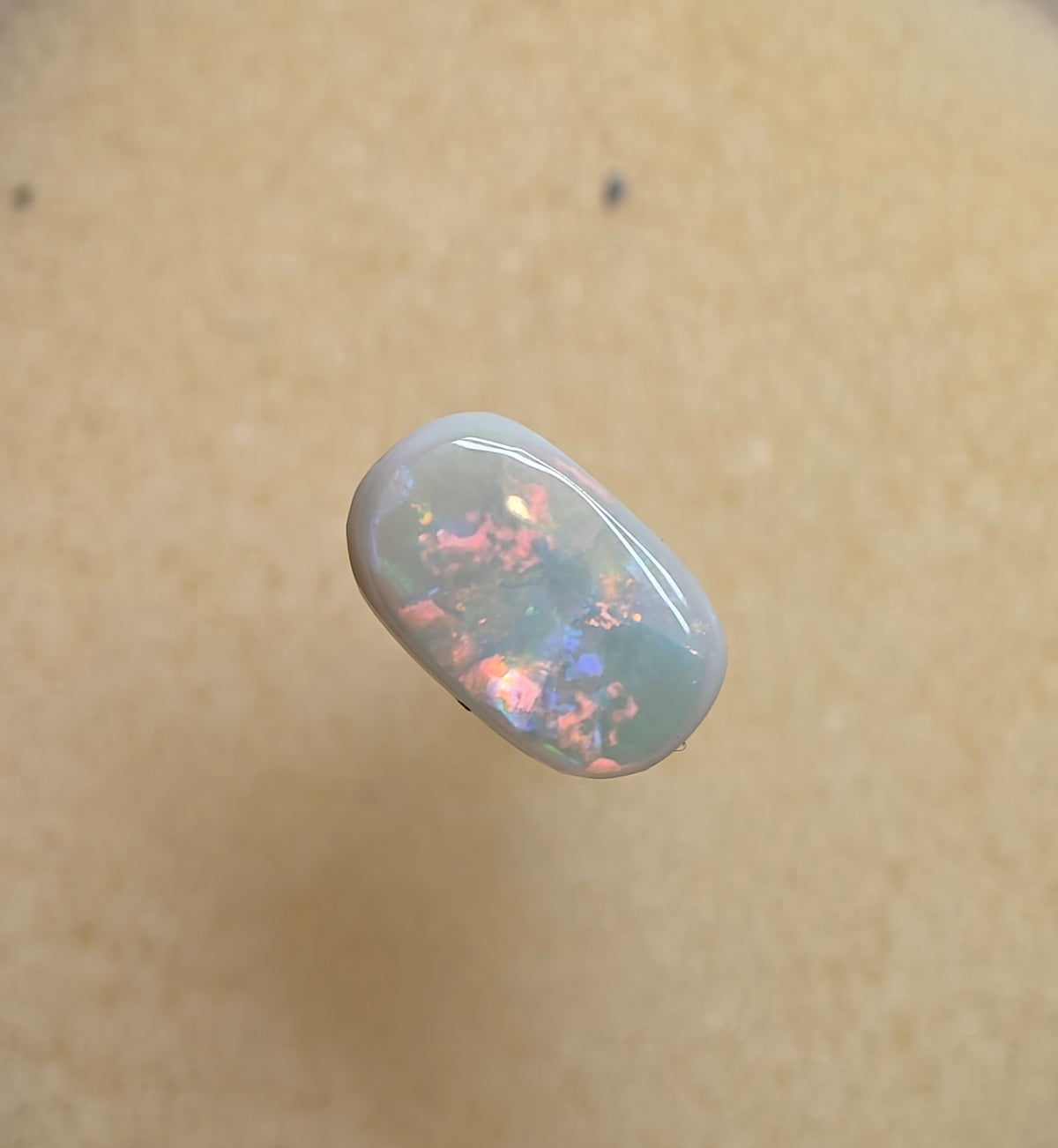 A1088 - Flashy and affordable ring stone