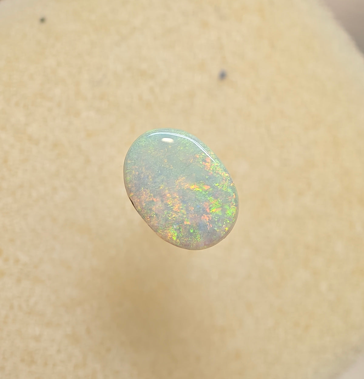 A1089 - Dark mossy pattern oval cut