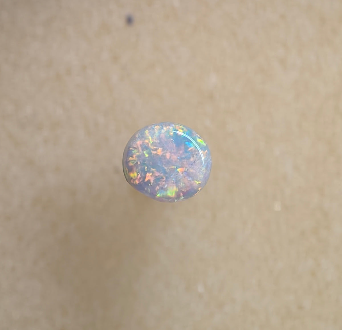 A1090 - Bright little button