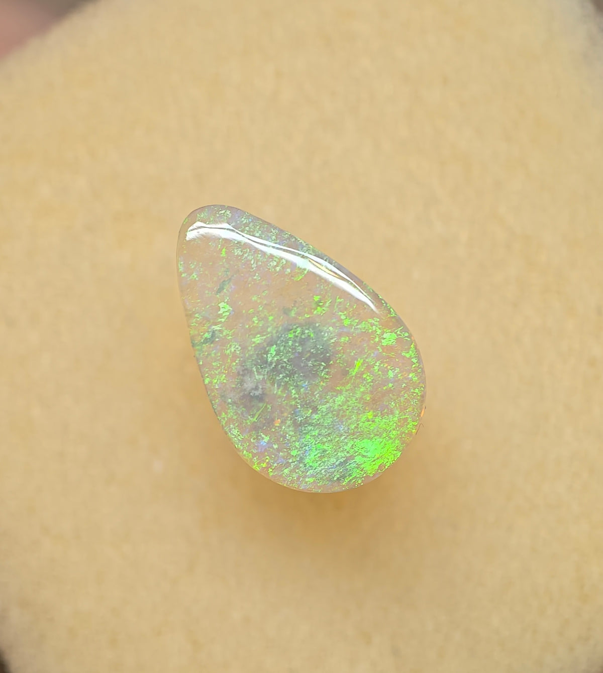 A1094 - Drop cut moss pattern
