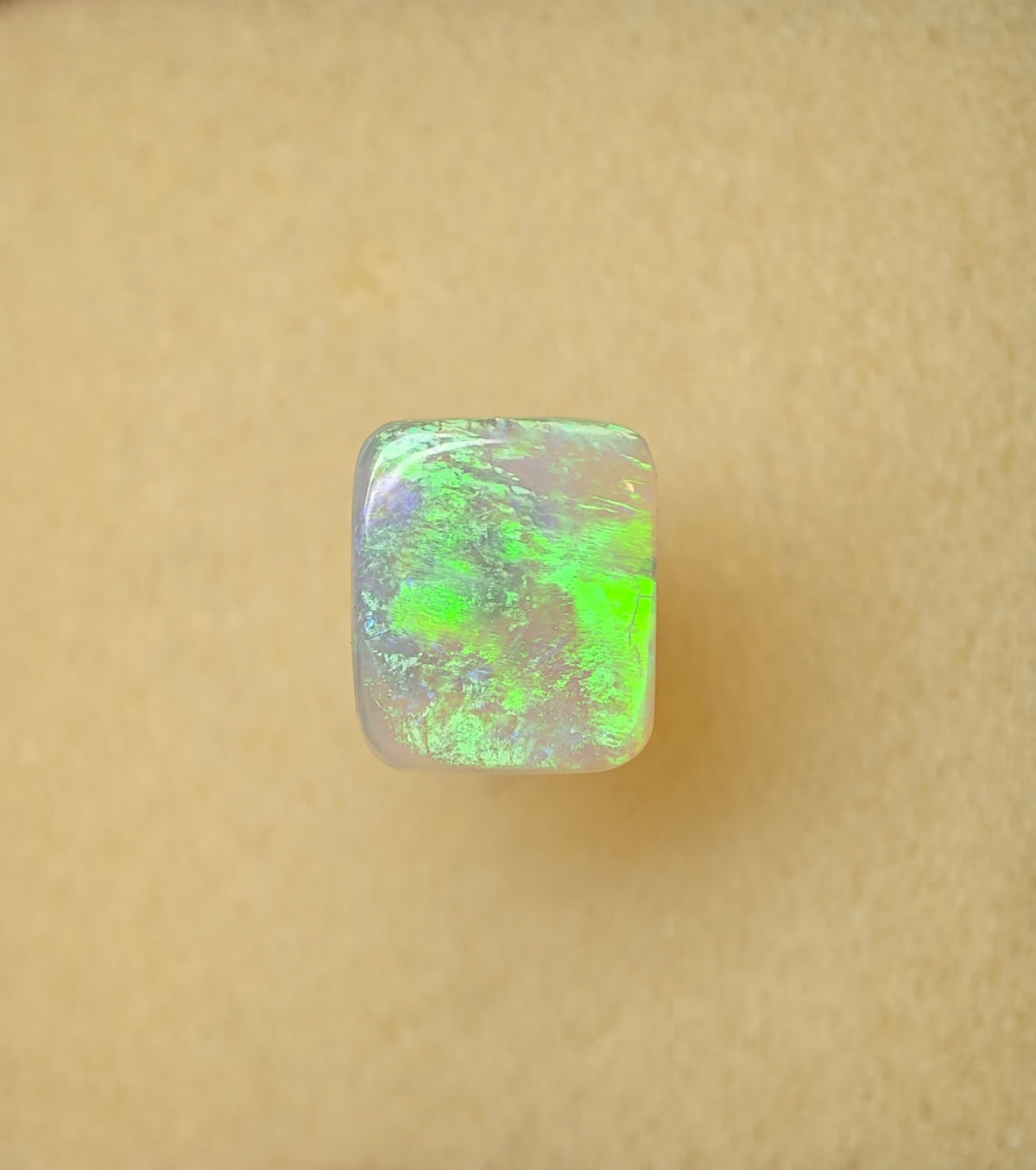 A1097 - Cushion cut bright crystal stunner