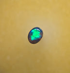 A1105 - Round cut bright crystal opal
