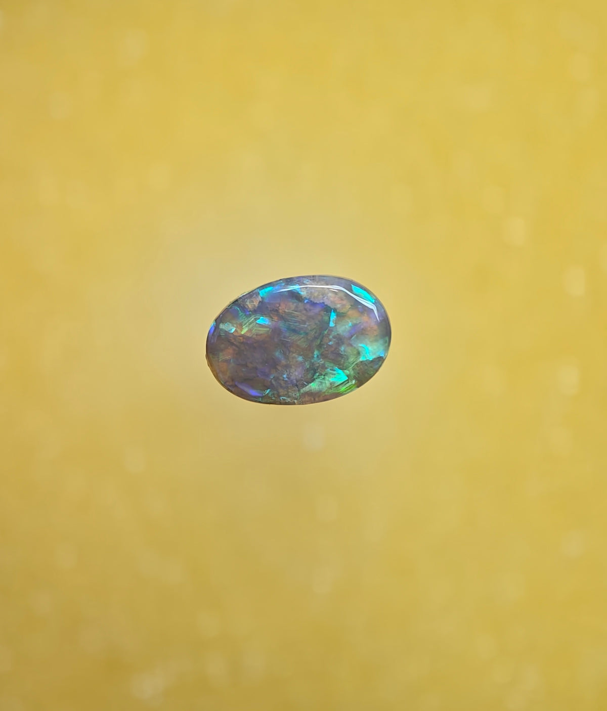 A1107 - Beautiful oval cut crystal opal