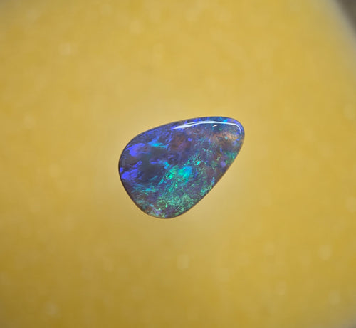 A1113 - Stunning bold drop cut