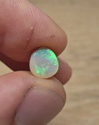 A954 - Flashy green white opal
