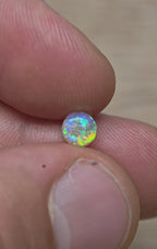 A1093 - Round cut bright crystal beauty