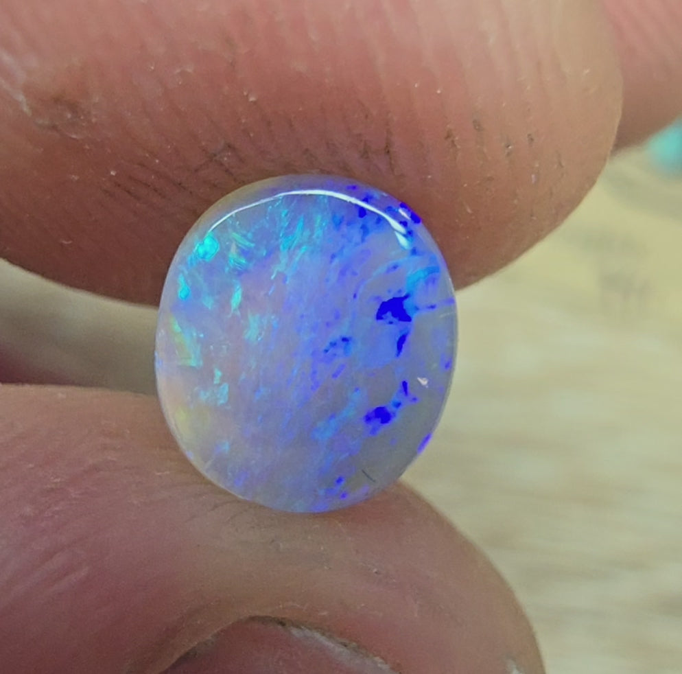 A870 - Broad face purple and blue crystal opal
