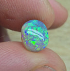 A846 - Brilliant, bright crystal opal
