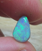 A762 - Large green drop cut pendant