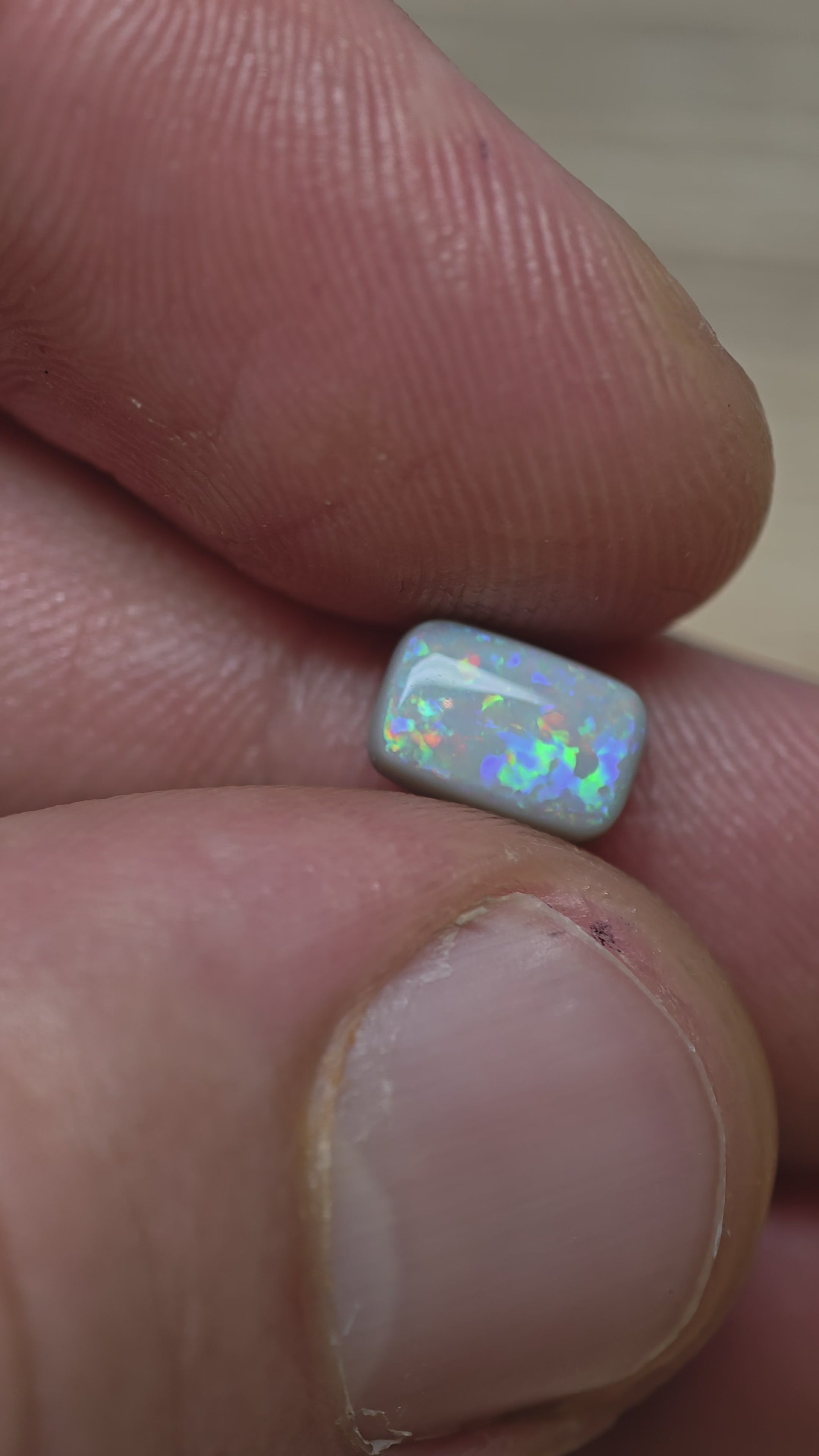 A1067 - Long cushion cut flash