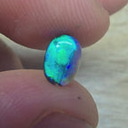 A695 - Fascinatingly bright black opal