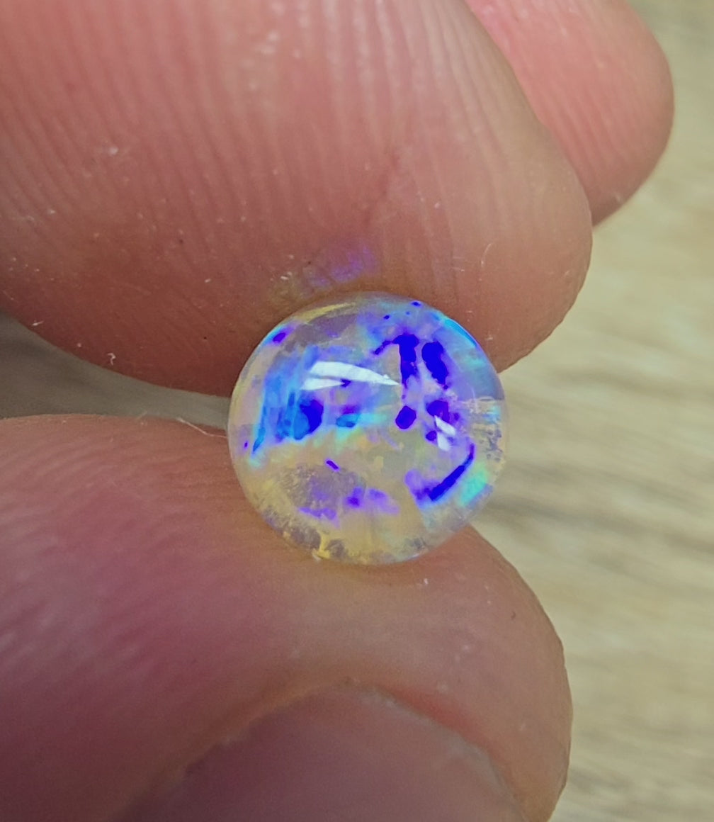 A900 - High dome gentle round cut