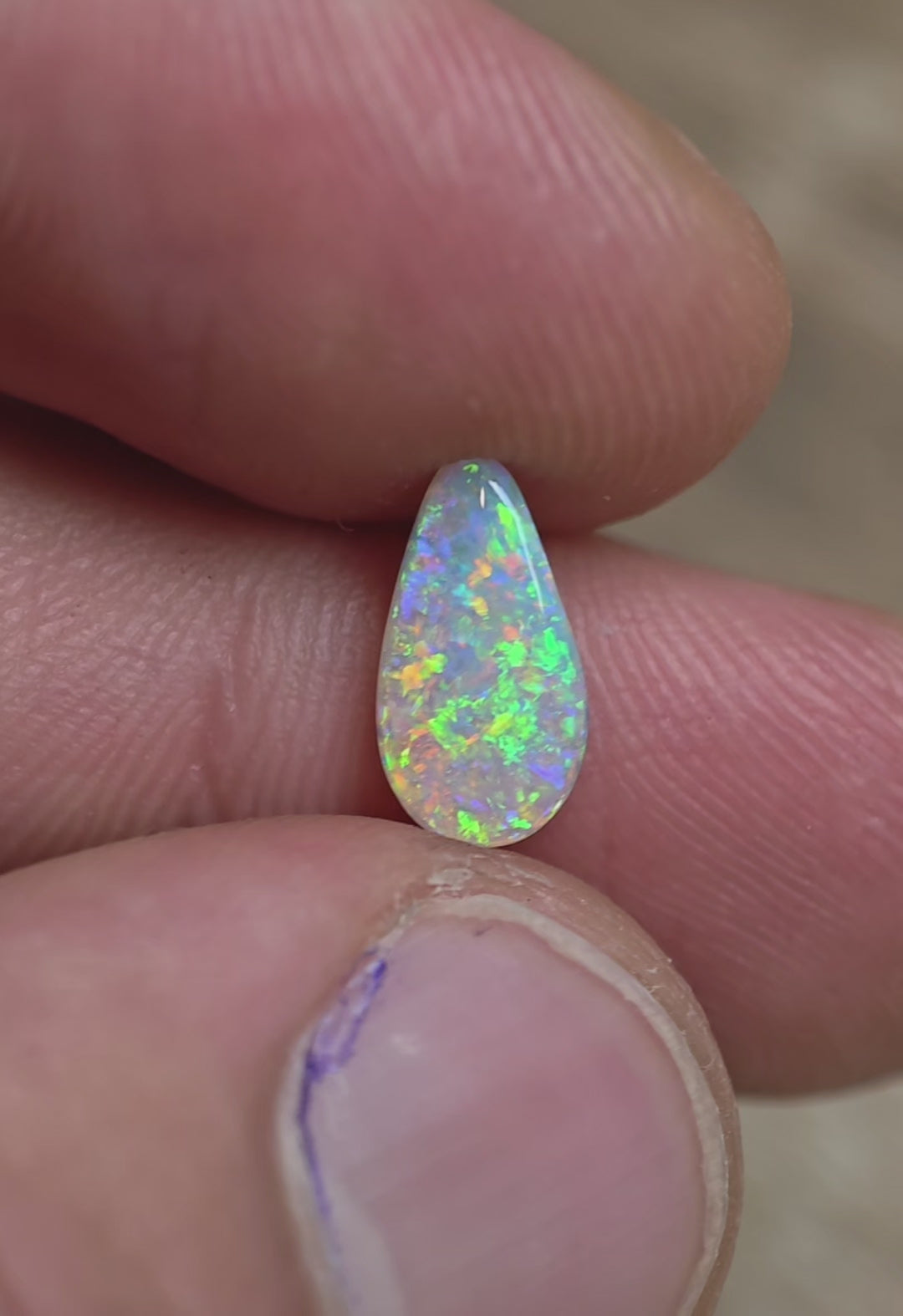 A1049 - Stunning drop cut sparkle