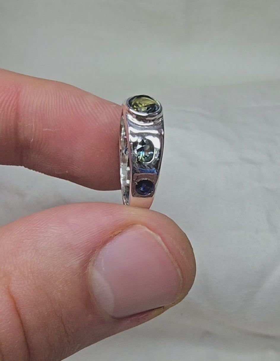 J017 - Sapphire sterling silver suite of beauty