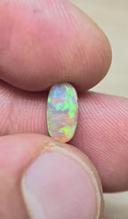 A1077 - Bright long cut crystal opal
