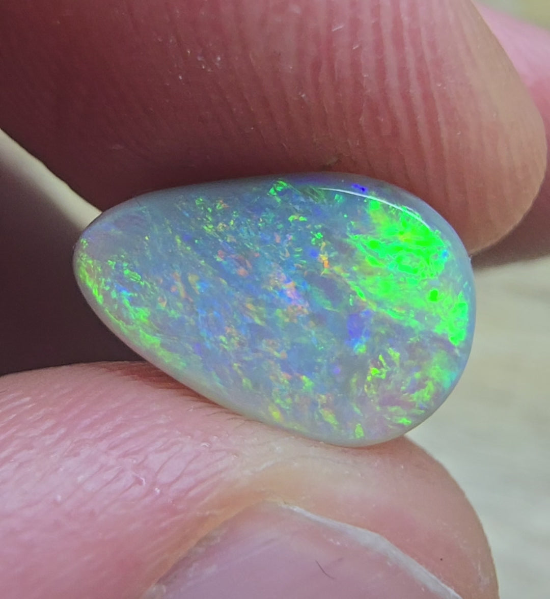 A766 - Gold fire drope cut