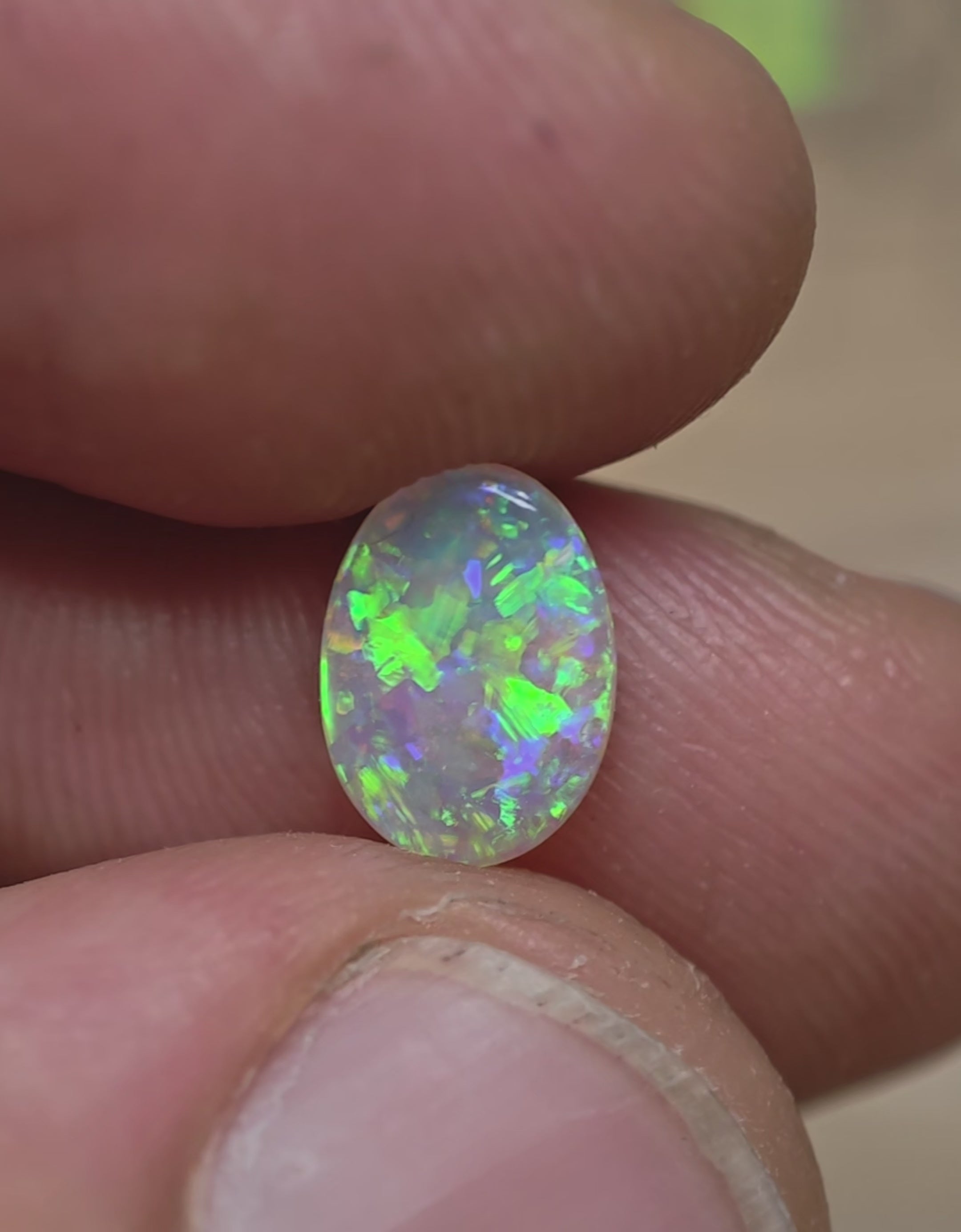 A1032 - Stunning gem grade crystal opal