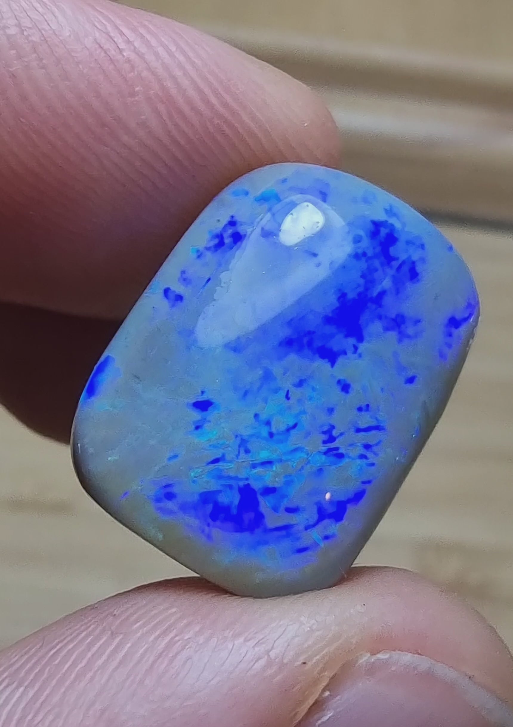 A380 - Large cushion cut cabochon