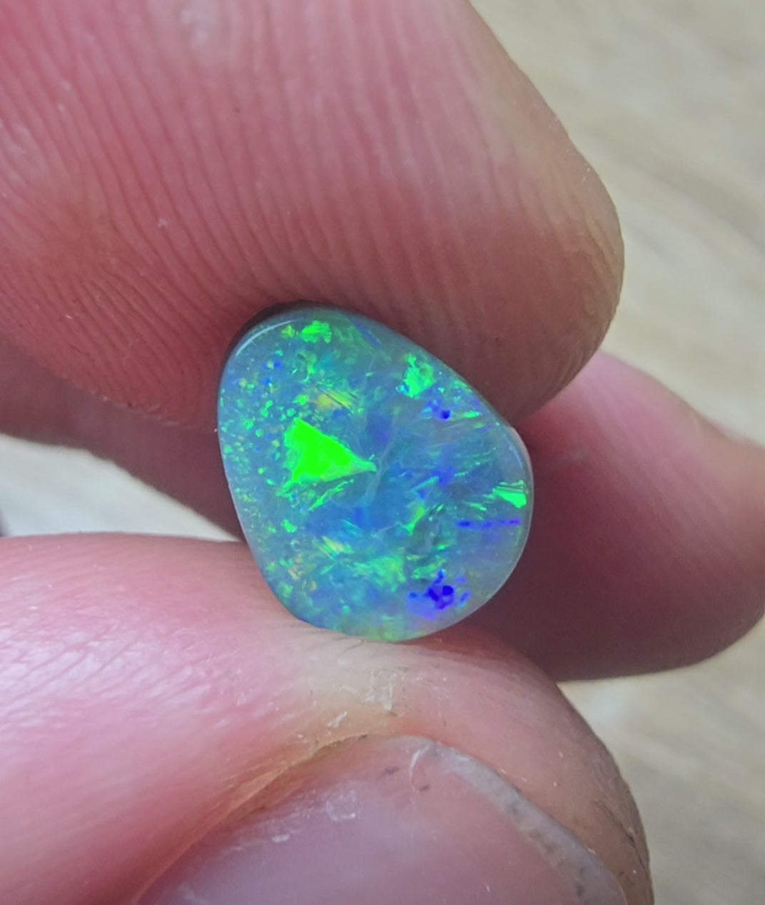 A653 - Stunning drop cut black opal