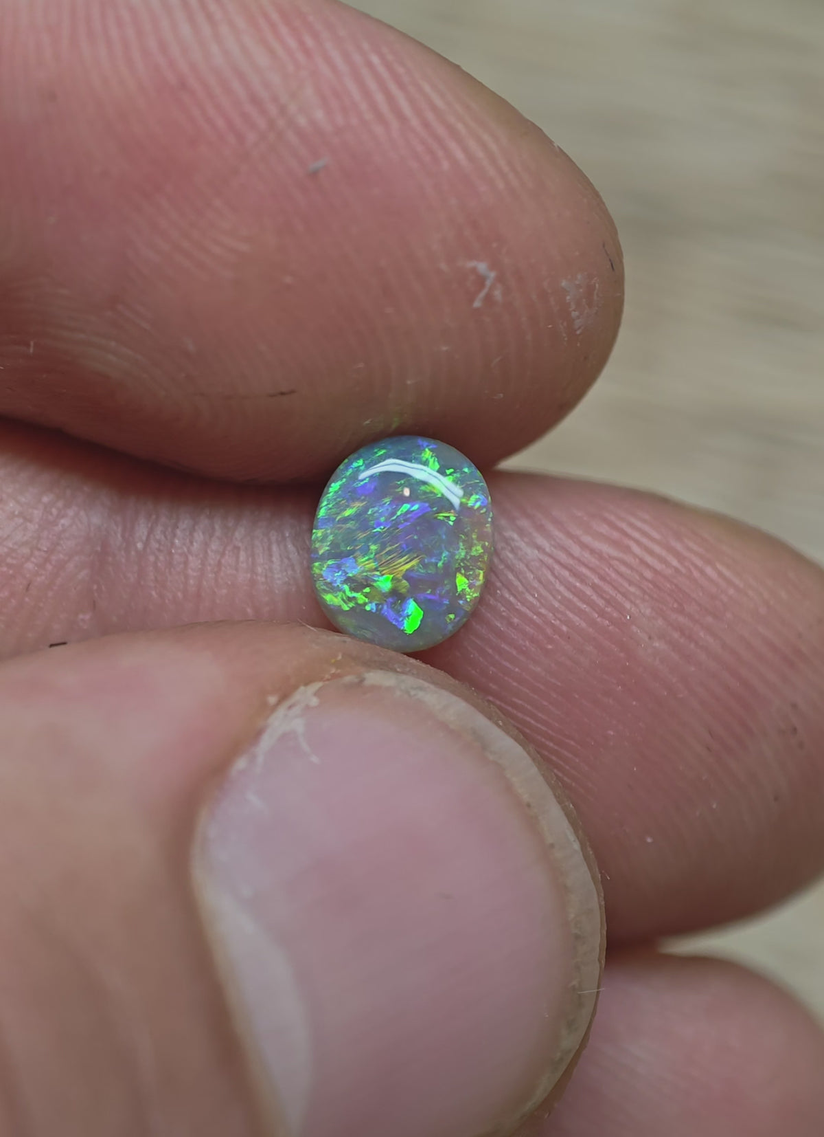 A1110 - Unique dark crystal opal