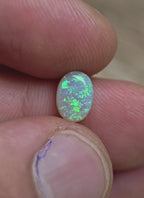 A1047 - Stunning bright green sparkle