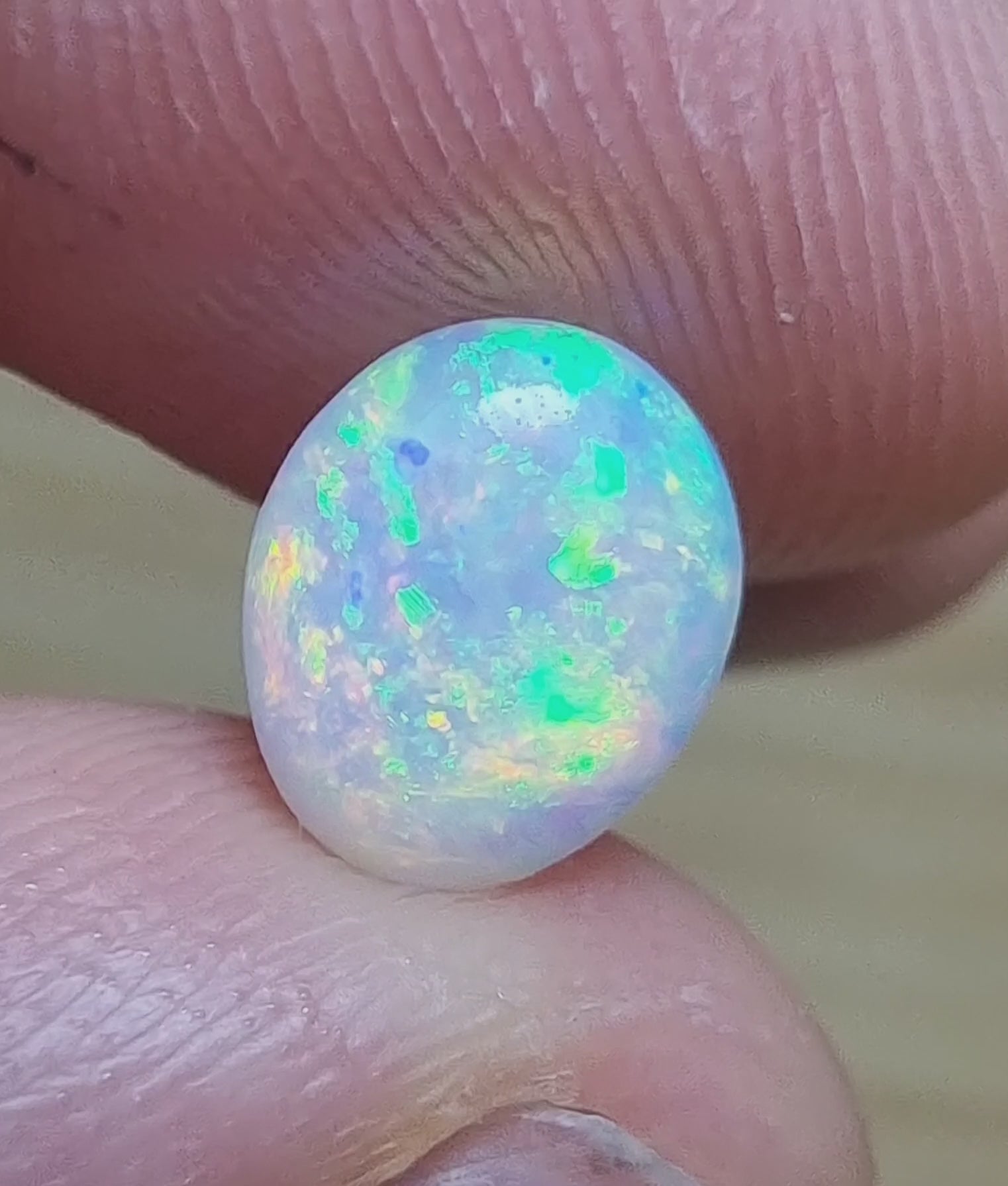 A440 - Gem grade white opal