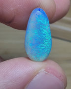 A224 - Drop cut crystal opal