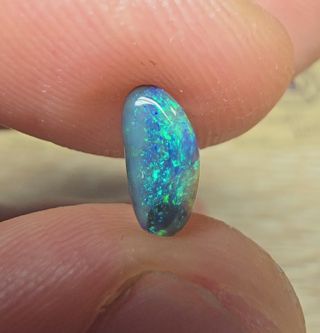 A887 - Freeform black opal